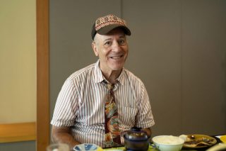ケネス・グローガー・ナイルス先生プロフィール画像